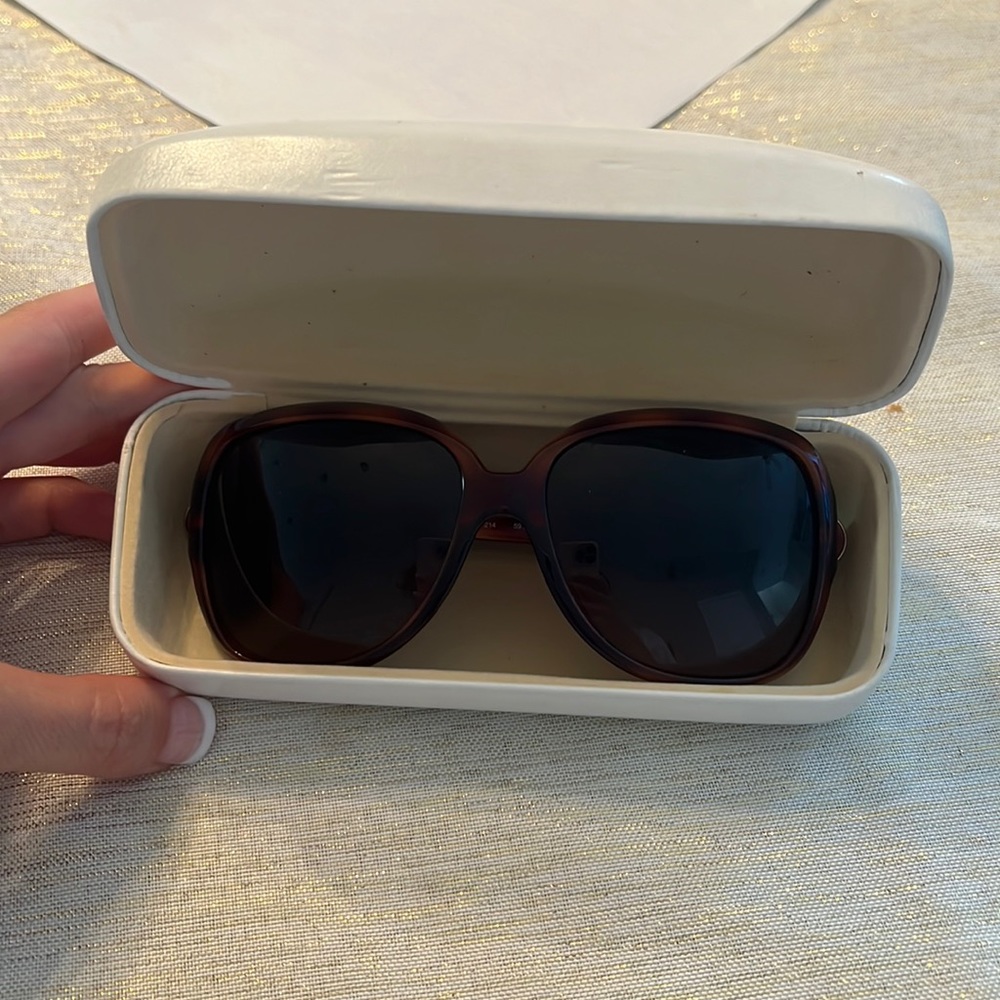 Chloé brown sunglasses!
